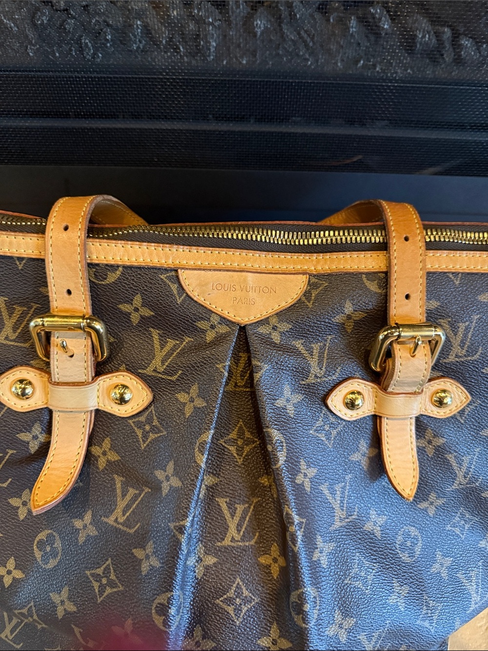 Louis Vuitton Monogram Canvas Tote with Tan Vachetta Trim - Picture 10 of 15